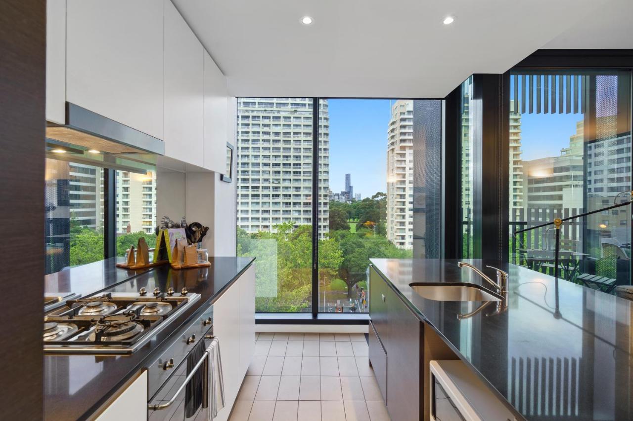 Complete Host Leopold Apartments Melburne Exterior foto